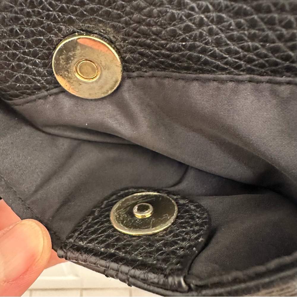 Giani Bernini Black Pebble Leather Shoulder Bag - Picture 7 of 7